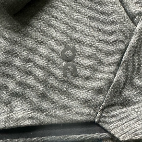 👟On Running Hoodie👟 - Picture 15 of 16